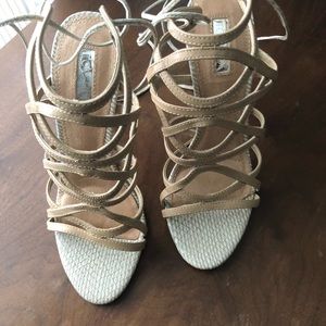 Beige heels